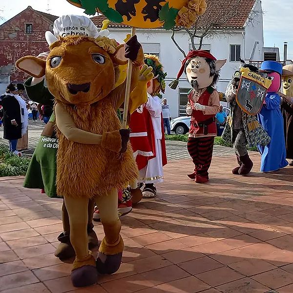 AnimaTheias - Desfiles